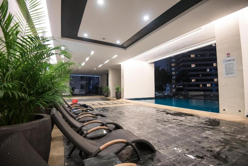 Klcc Binjai 8 Premium Soho Apartment By Sarah'S Lodge Kuala Lumpur Exterior photo